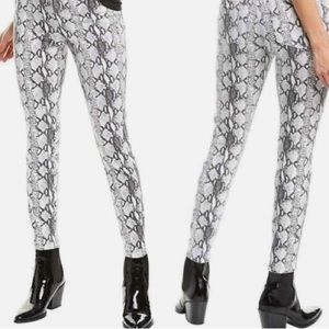 Frame Ali High rise‎ Cigarette Jean SnakeSkin pattern Size 27